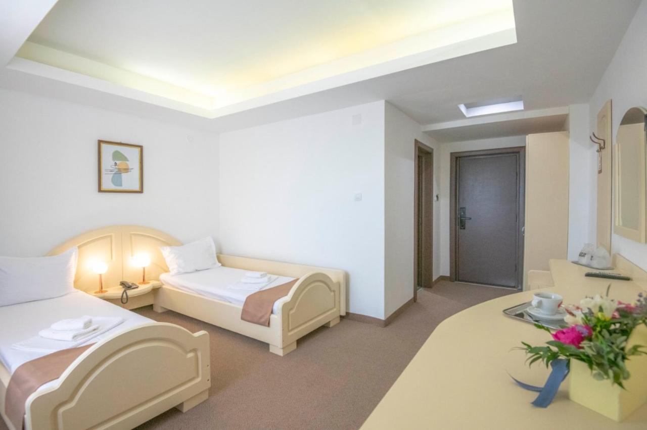 Hotel Randy Κονστάντζα Εξωτερικό φωτογραφία